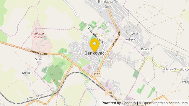 Položaj: Benkovac, Zadarska - Hiša